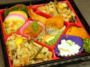 季節のおこわ弁当